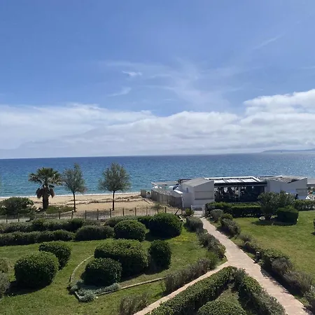 Au Lavandou Avec Terrasse Vue Et Parking - Fr-1-816-17 * Le Lavandou